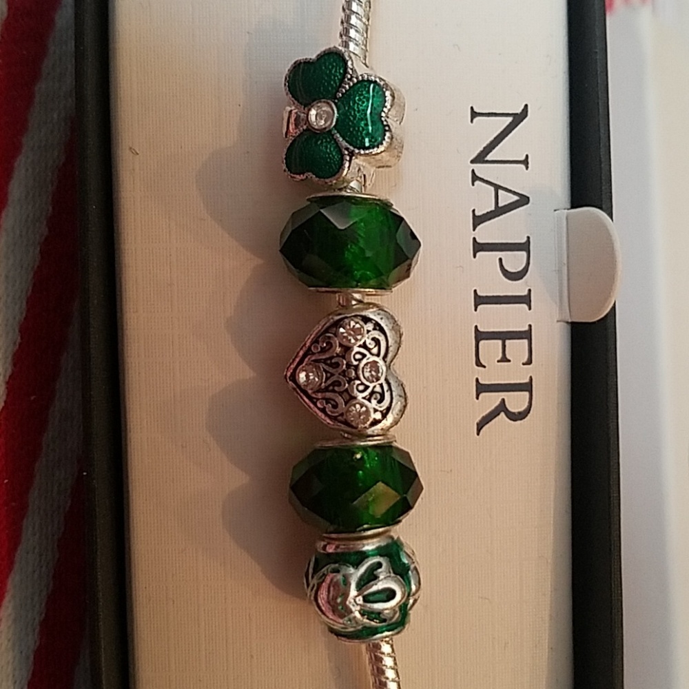 Charm bracelet